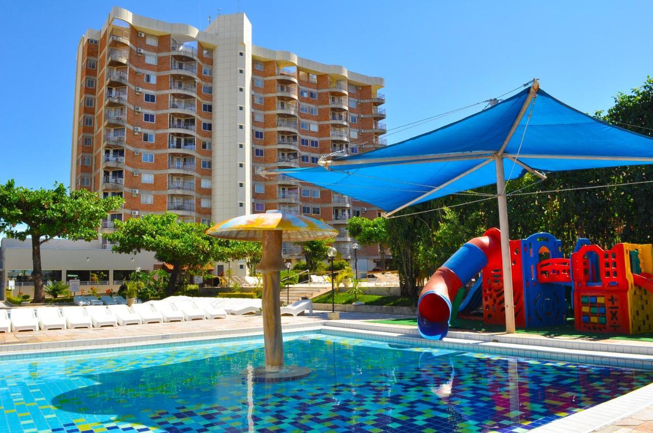 Imperio Com Um 1dia No Acqua Park, Splash E Slide *