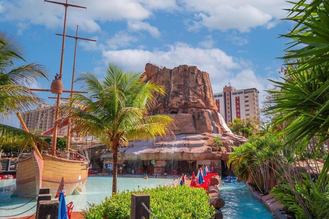 Imperio Com Um 1dia No Acqua Park, Splash E Slide * Caldas Novas