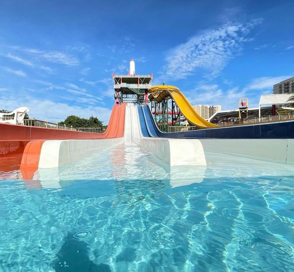 Imperio Com Um 1dia No Acqua Park, Splash E Slide Apartamento *